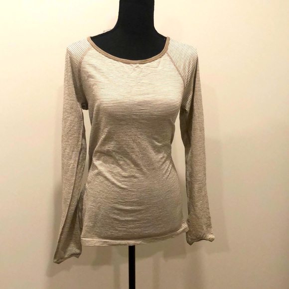 NWT Athleta Unstinkable Top Size Large
